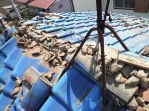 瓦屋根地震被災17