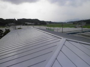 ガルバ縦平葺き