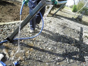 雨樋の一時解体清掃