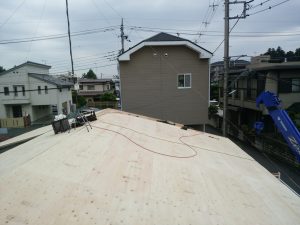 新しい野地板を作る工程