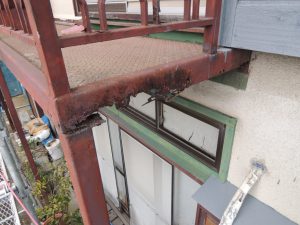 鉄骨ベランダの劣化