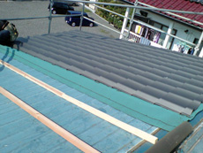 台風にも強い金属屋根を作り上げる